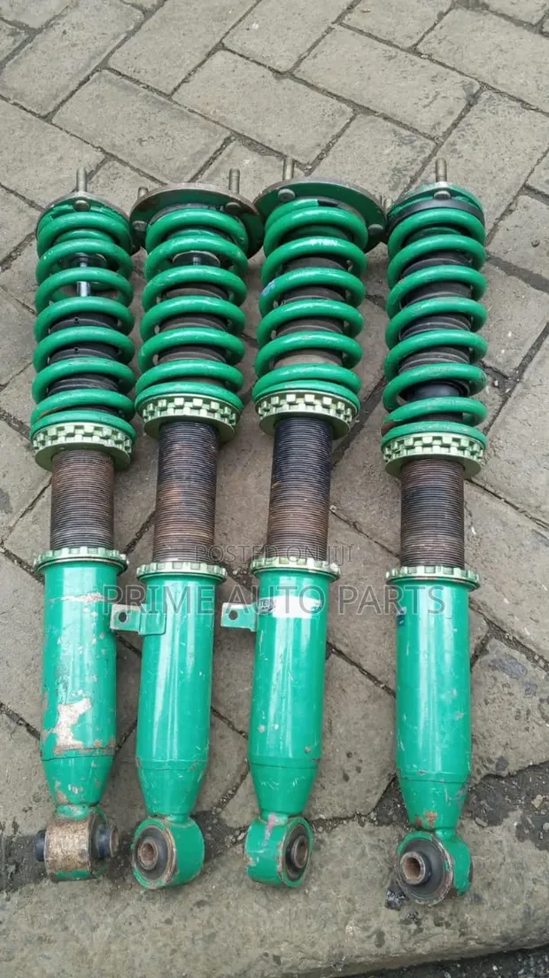 Toyota Mark X Coilovers za Mbele na Nyuma (Zilizotumika) - 1