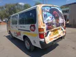 Toyota HiAce 2002 - Nyeupe - 5