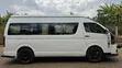 Toyota HiAce 2018 Nyeupe - 1