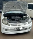 Nissan Advan 2008 Nyeupe - 3