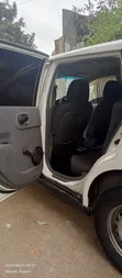Nissan Advan 2008 Nyeupe - 5