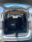 Toyota Voxy 2010 Nyeupe - 2