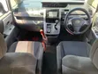 Toyota Voxy 2010 Nyeupe - 5