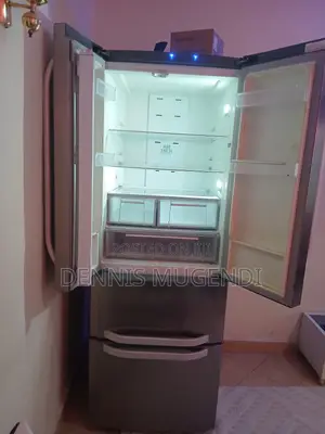 Hotpoint Fridge Mlango Mbili