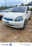 Toyota Vitz 1.3 FWD 5dr Hatchback 2001 Nyeupe - 5