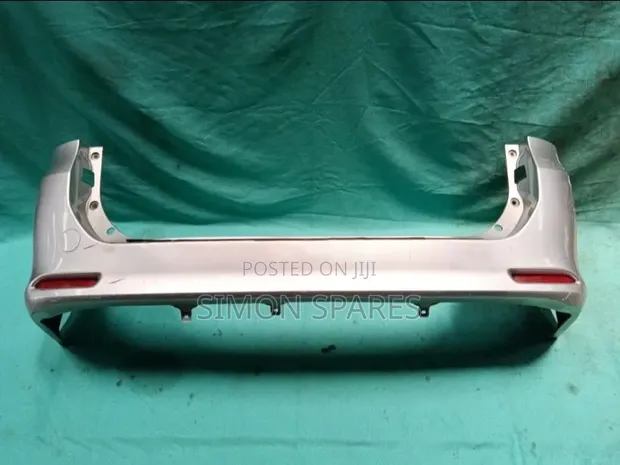 Toyota Noah ZRR70W 2008 Rear Bumper Assembly - 1