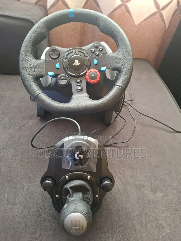 Logitech G29 Racing Wheel + Shifter (PS4/PS5/PC) - 1