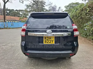 Toyota Land Cruiser Prado 2.8 D-4D 2015 Matt Black
