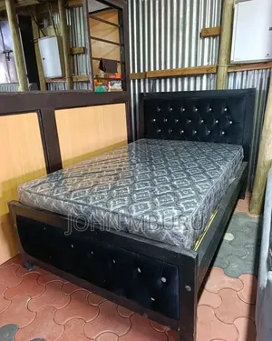 Kitanda cha Mocket Nyeusi na Bluu Nyeusi 4x6