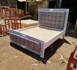 Mocket Bed White with Gray Material 4x6