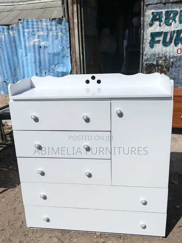 BUILT 5-Drawer Chest of Drawers - White - 1