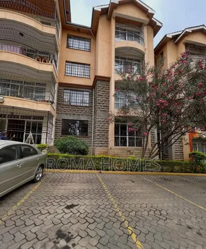 3 Bedroom House with Pool in Kilimani, Nairobi Central for Rent
