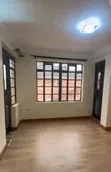 Maisonette ya Vyumba 4 Kupangishwa, Kenyatta Road / Theta - 4