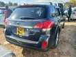 Subaru Outback 2012 Nyeusi - 2