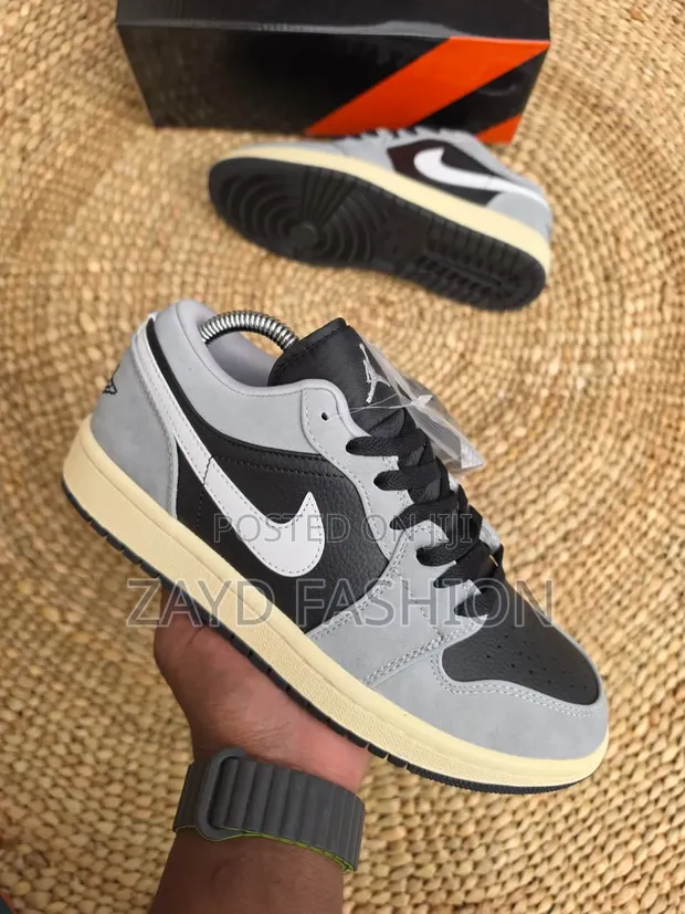 Air Jordan 1 Low Cream Sole Sneakers - 1