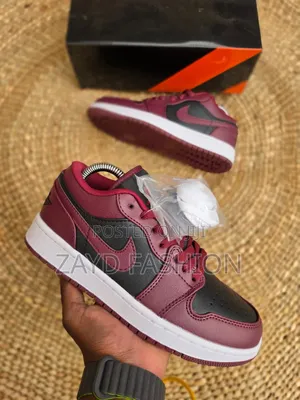 Air Jordan 1 Low Cherrywood Red