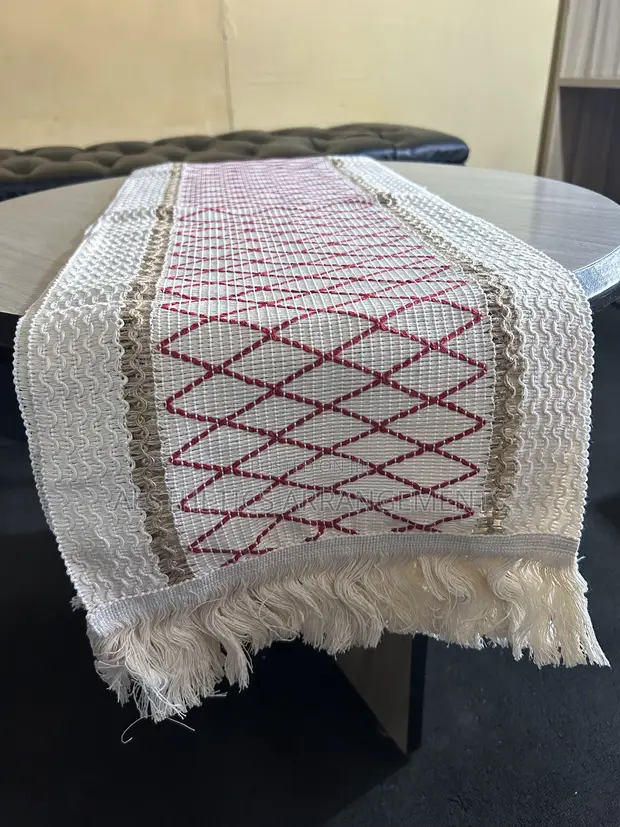 Table Runner (Red Criss-Cross) - 1