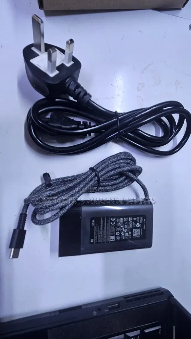 HP Spectre USB-C Charger - 1