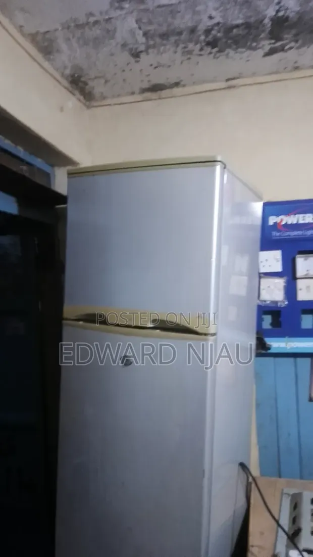 Ramtons Fridge Mlango Mbili - 1