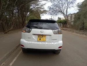 Toyota Harrier 2.4 2010 Nyeupe