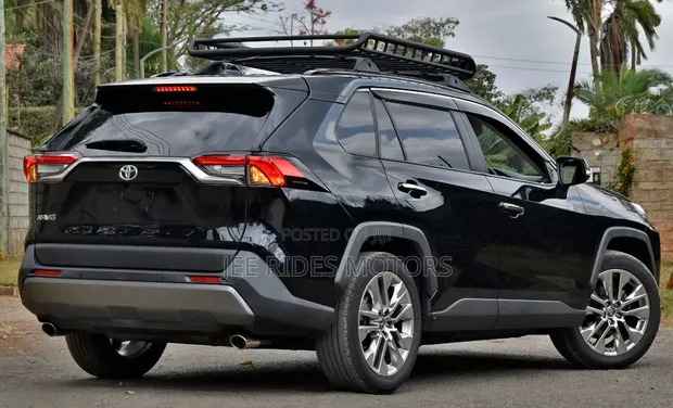 Toyota RAV4 Adventure AWD 2020 Black - 1
