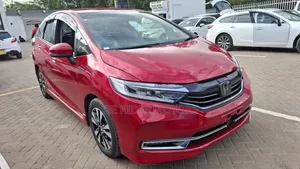 Honda Fit Shuttle 1.5 Hybrid 2WD 2019 Nyekundu