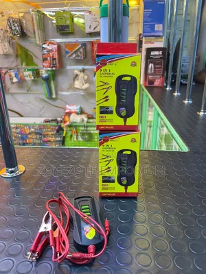 Chaja ya Universal 9-in-1 DC