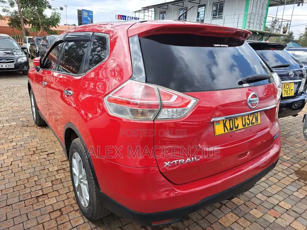 Nissan X-Trail 2014 Red - 1