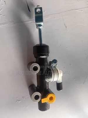 Toyota Hiace LH117 Clutch Master Cylinder
