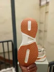 Nike Vomero Plus Sneakers - Beige/Orange - 2