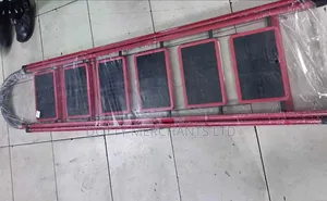 Heavy Duty 6-Step Fiberglass Ladder