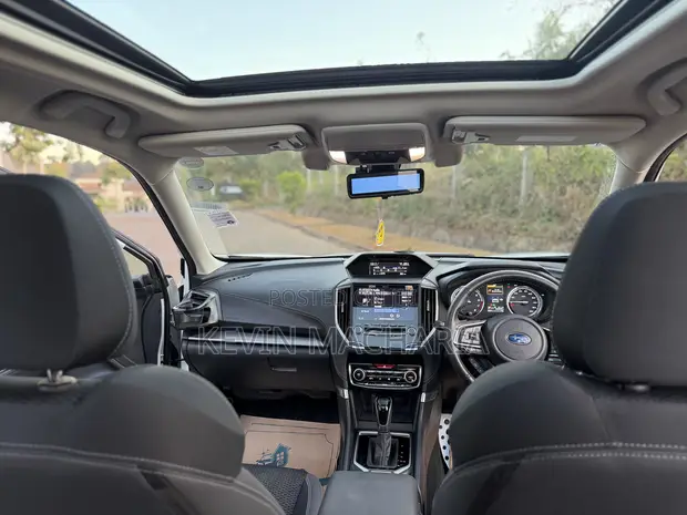 Subaru Forester Premium AWD 2019 Pearl - 1