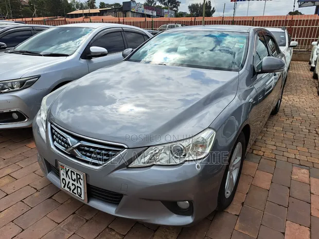 Toyota Mark X 2012 Gray - 1