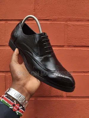 Men's Black Leather Oxford Shoes with Rubber Sole