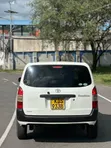 Toyota Probox 2019 Nyeupe - 2