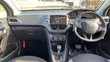 Peugeot 208 2020 - 3