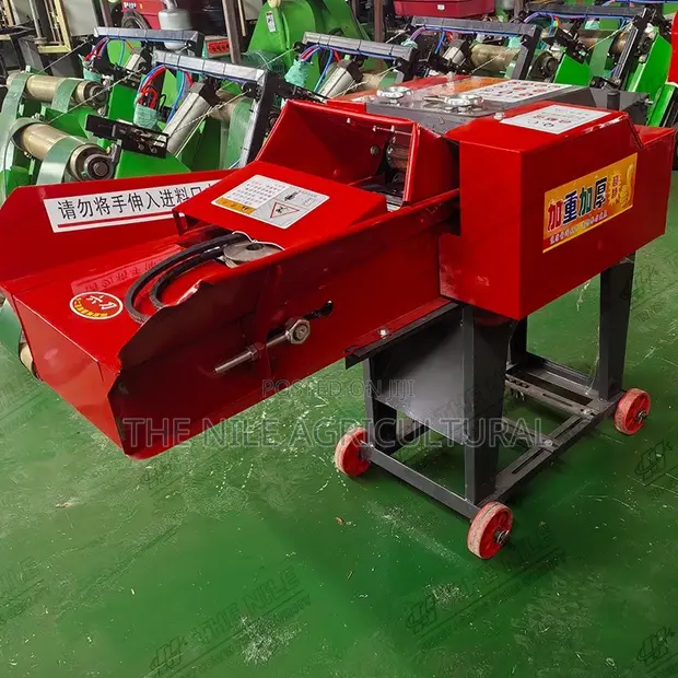 High Speed Feed Chopper Chaff Cutter Machine with Conveyor - 1