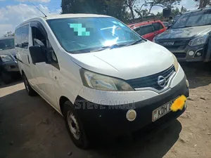 Nissan Vanette 2014 Nyeupe