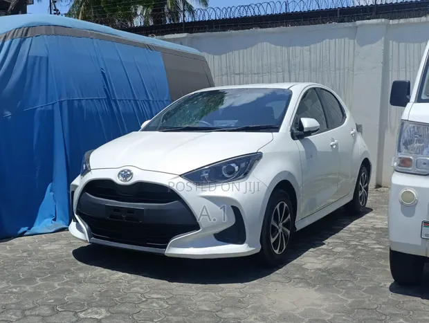 Toyota Yaris 2020 Pearl - 1