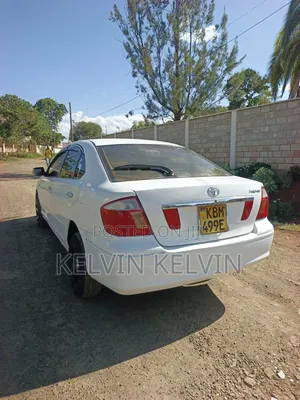 Toyota Premio 2004 Nyeupe