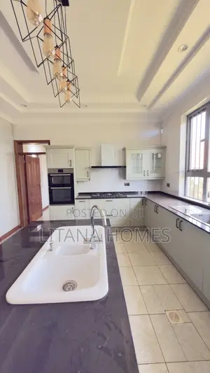 4 Bedroom Maisonette for Sale in Thika CBD