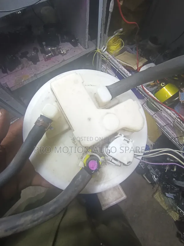 Toyota Vitz Jewella Fuel Pump (Ex-Japan) - 1