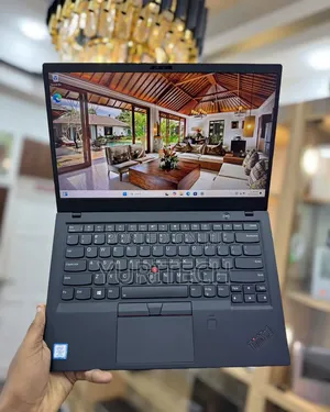 Lenovo ThinkPad X1 Carbon Gen 7 Laptop