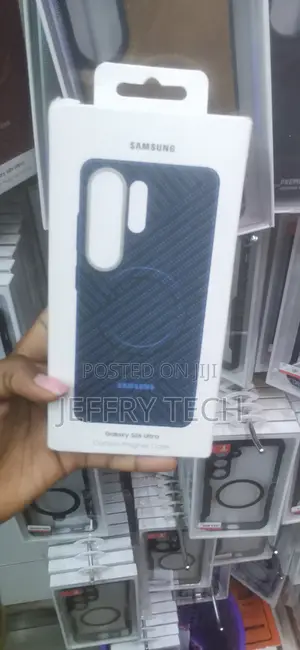 Kifaa cha Samsung Galaxy S26 Ultra Carbon Magnet - Rangi ya Bluu Nyeusi