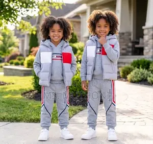 Tommy Hilfiger Tracksuits & Hooded Vests (Miaka 1-7)