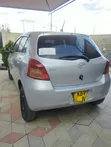 Toyota Vitz 1.0 FWD 5dr 2007 Silver - 1