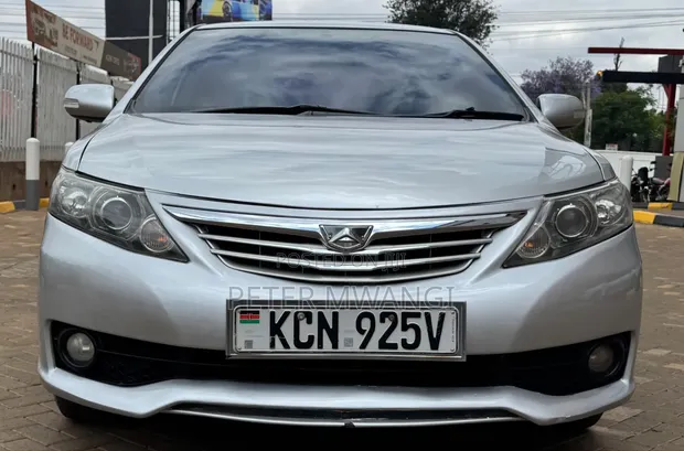 Toyota Allion 2011 Nyeupe - 1