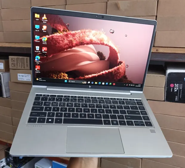 Laptop HP EliteBook 645 G9 16GB RAM, 512GB SSD - 1