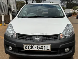 Nissan Advan 2009 White
