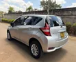 Nissan Note 2016 Nyeupe - 2
